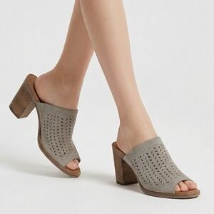 TOMS Majorca Mules Women 8.5 Grey Suede Perforated Block Heel Peep Toe Sandals